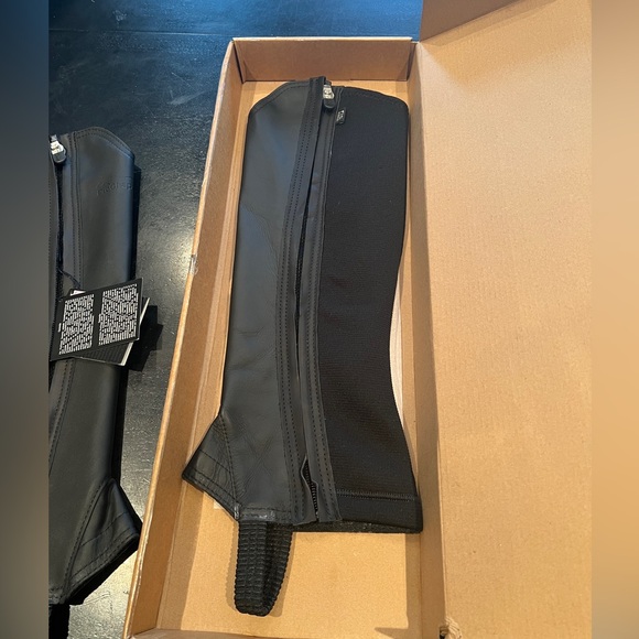 NWT* ProChaps The Fit half chaps black 18” length, XL Calf (see size chart) - Picture 6 of 16